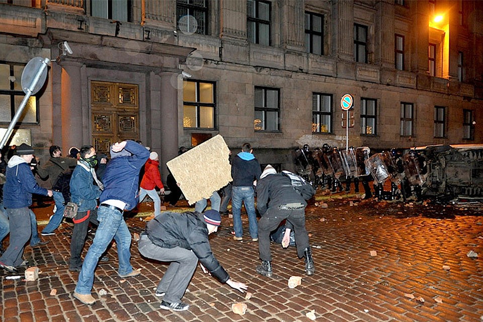 Десять лет протестам 13 января в Риге. Фото: с сайта bnn-news.ru