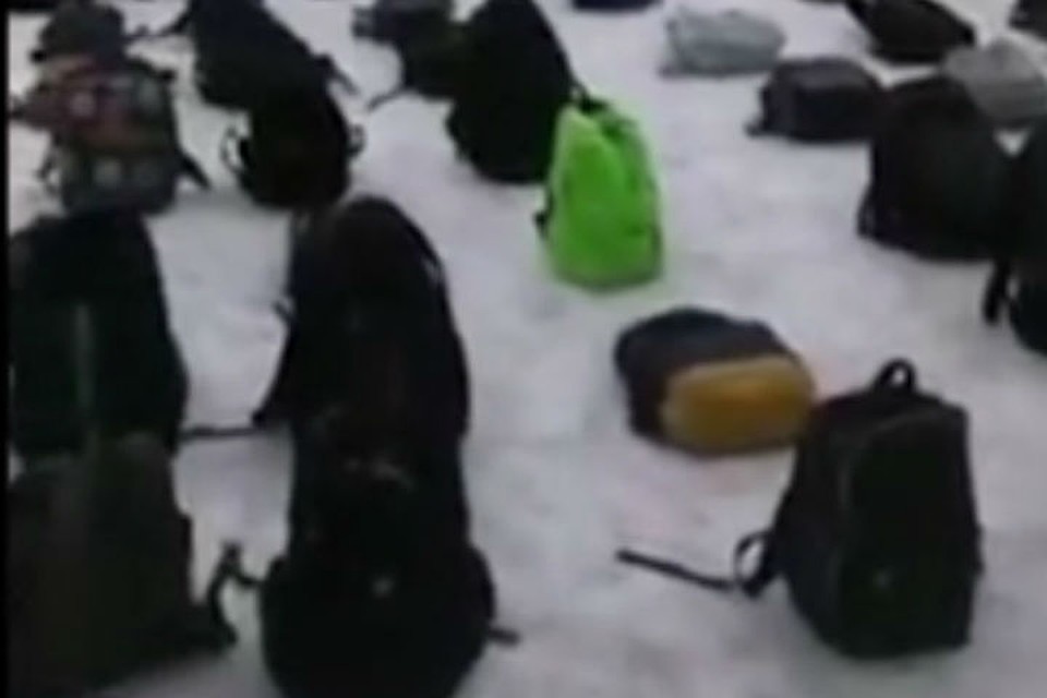 Поющие рюкзаки Фото: стопкадр с видео
