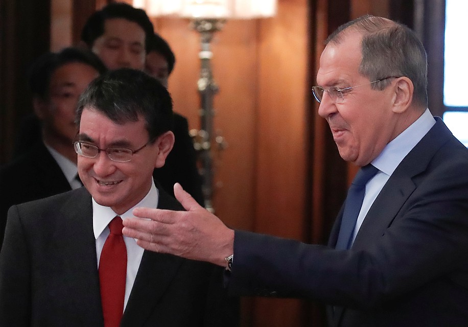 Лавров объявил о начале переговоров с Японией по мирному договору