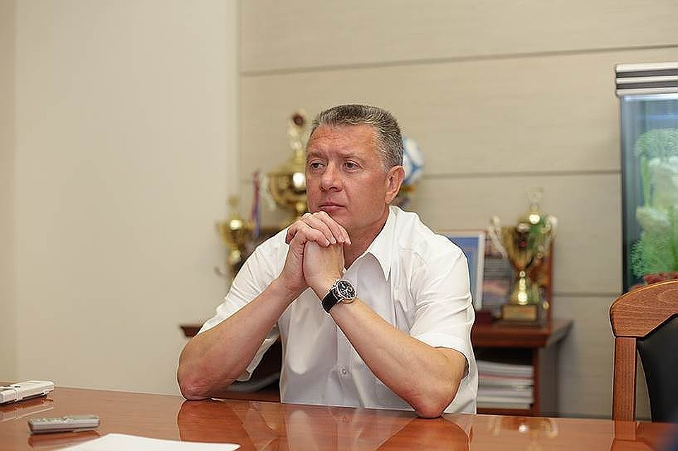 Кроме должности в министерстве спорта Самарской области Шляхтин возглавляет Всероссийскую федерацию легкой атлетики