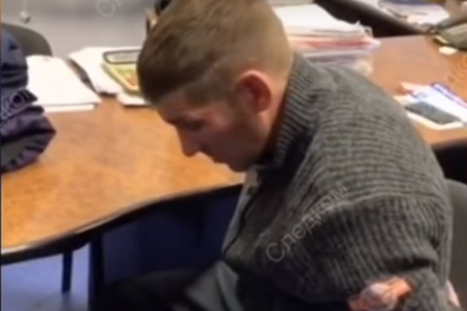 Что известно о дебошире Павле Шаповалове, пытавшегося развернуть самолёт в Афганистан? Фото: скриншот