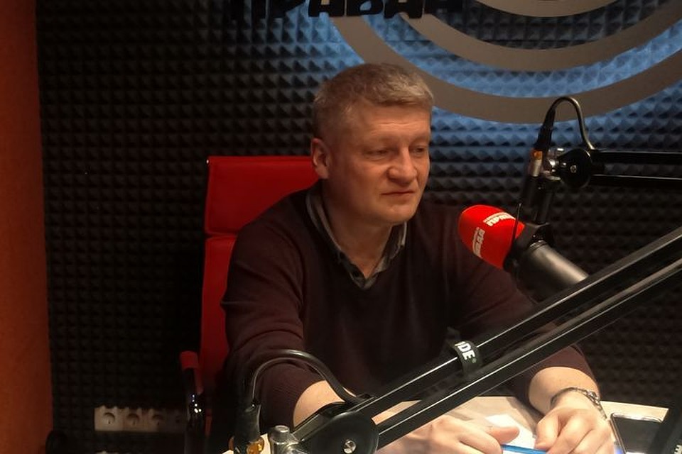 Игорь Вальдман прокомментировал тему в прямом эфире.
