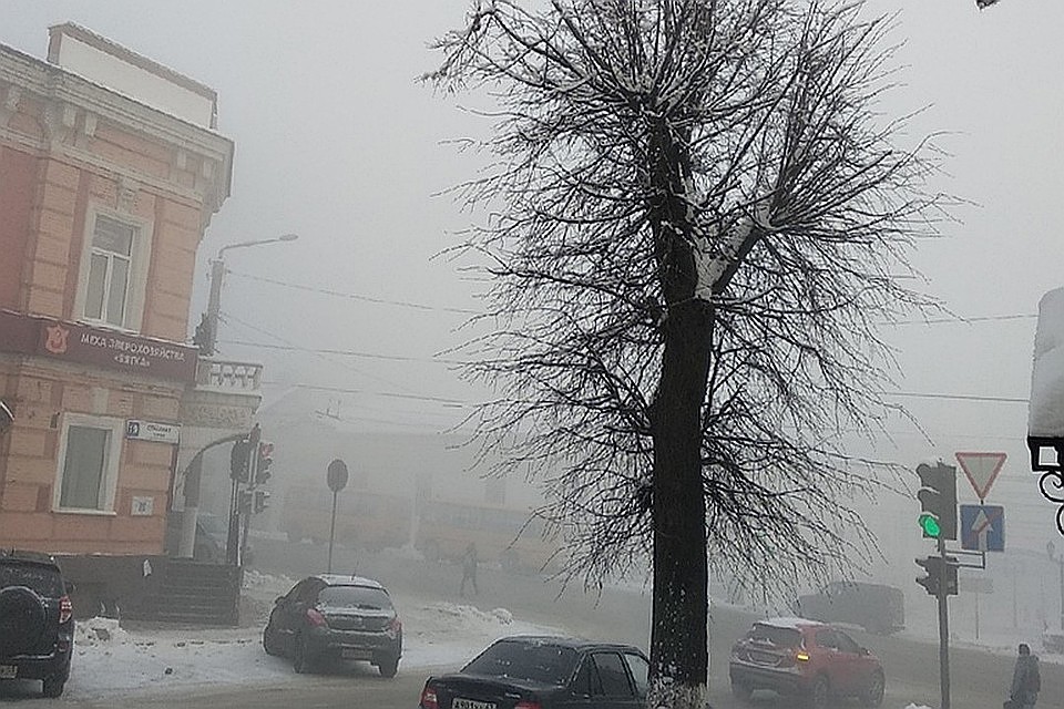 Кировчанам стоит готовиться к сильным снегопадам и перепадам температур. Фото: Илья УСАТОВ