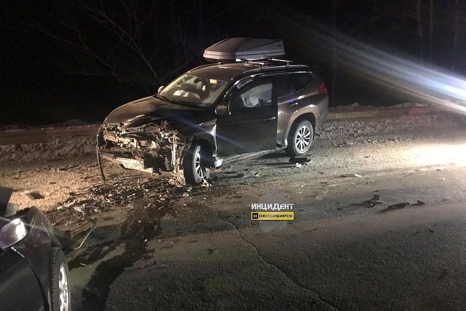 В аварии погиб водитель "Тойоты". Фото: "Инцидент.Новосибирск".