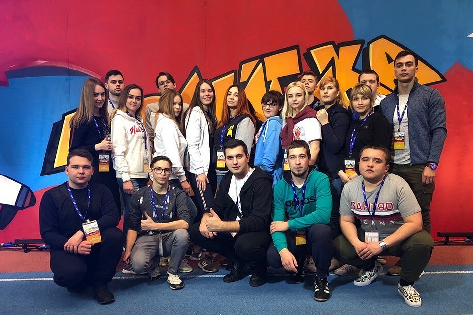 Активисты поделились своим опытом участия в избирательной кампании, рассказали об инициативе создания Ассоциации молодых депутатов Рязанской области.