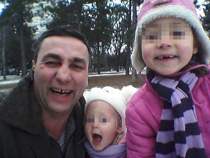Игорь Спыну с дочками