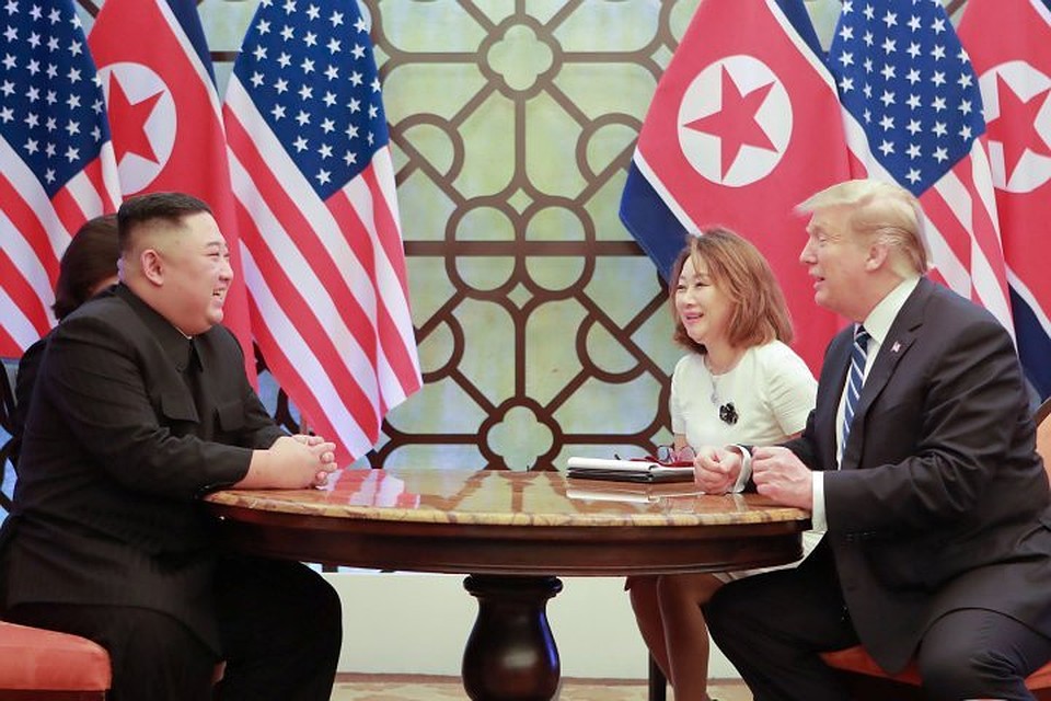 Встреча Трампа с Ким Чен Ыном в Ханое завершилась раньше запланированного