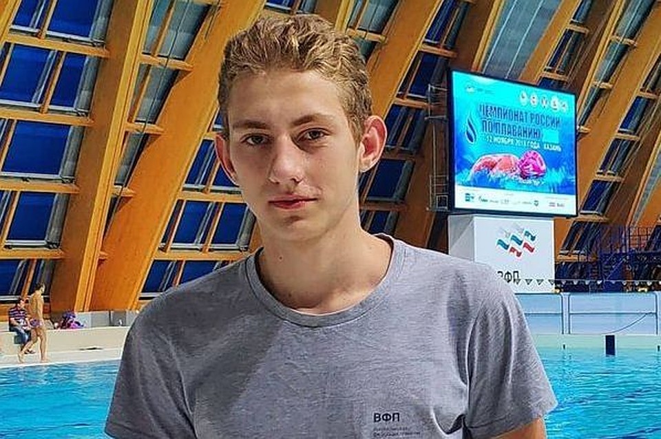 Воспитанник Марины Свистак заработал «золото» на дистанциях 200 и 400 метров комплексным плаванием и «серебро» на дистанции 200 метров брасом. Фото: брянский центр спортивной подготовки сборных команд