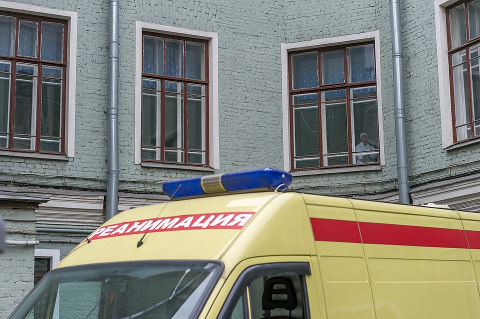 Школьницу с выкидышем госпитализировали в Петербурге