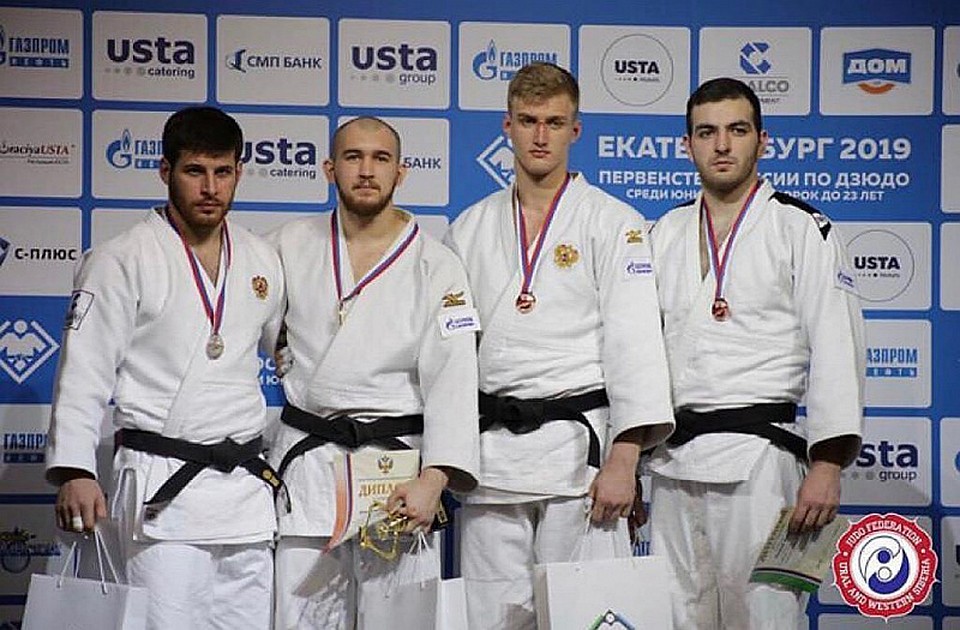 В финальк наш спортсмен одолел соперника из Мордовии