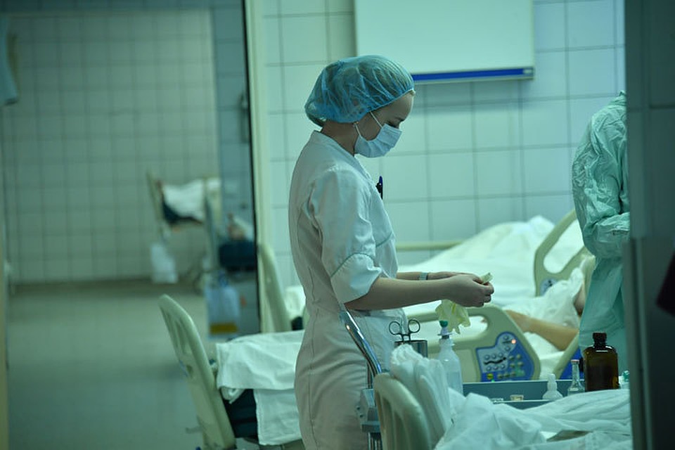 Число пострадавших во время столкновений на юге страны увеличилось до трех человек. Все трое попали в больницу с огнестрельным ранением.