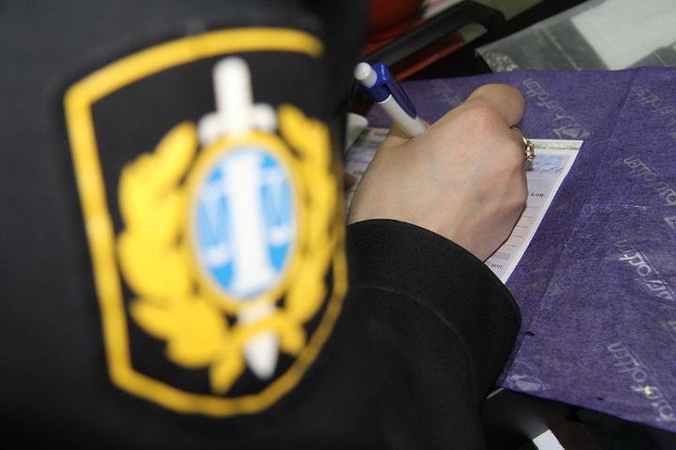 Приставы вселили мужчину, несмотря на возражения его экс-супруги