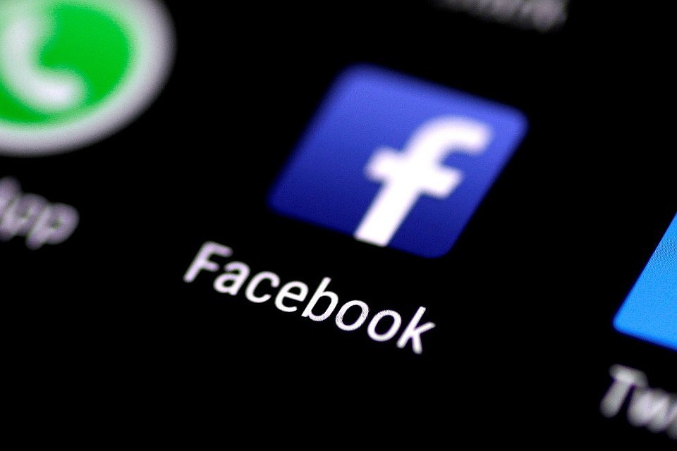 В компании Facebook заявили, что ее сотрудники имели доступ к паролям пользователей