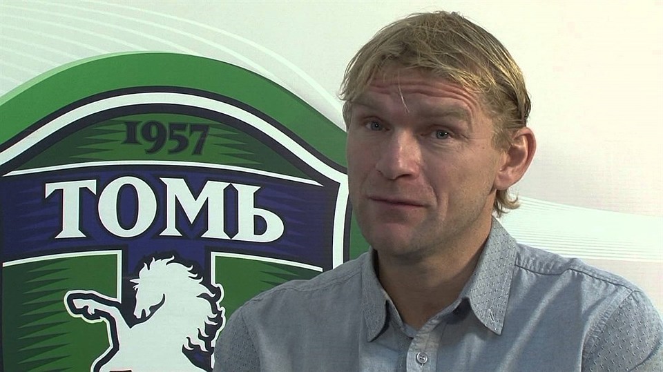 Вячеслав Вишневский был профессиональным футболистом и играл в "Томи".
