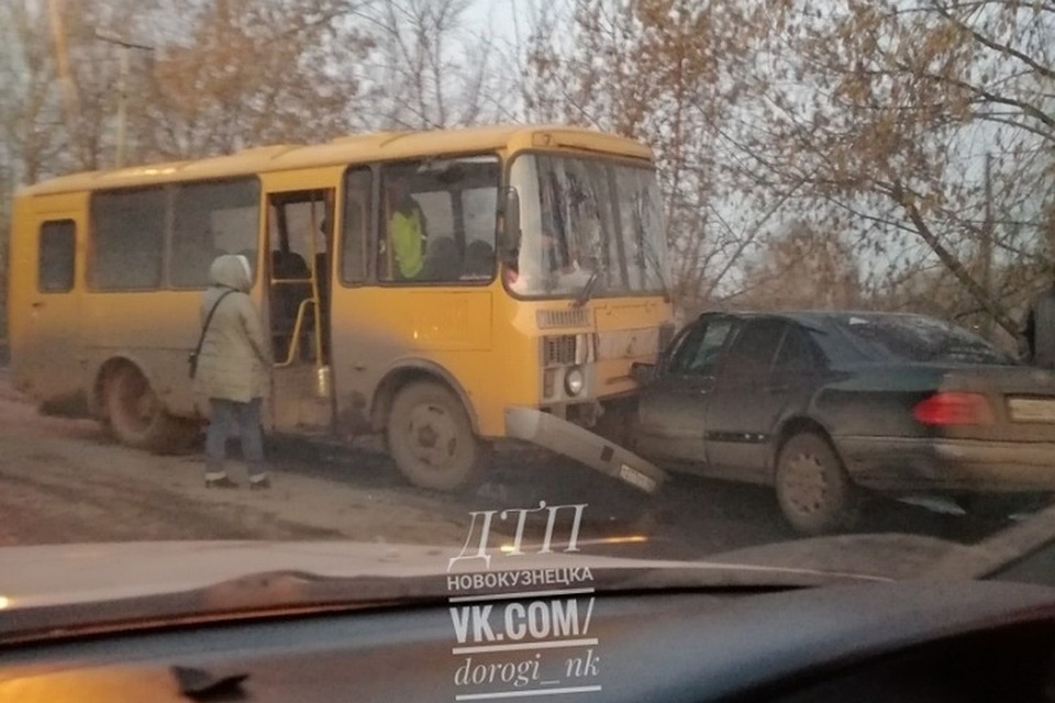 В аварии пострадал один человек Фото: "ДТП Новокузнецка" / "ВКонтакте"