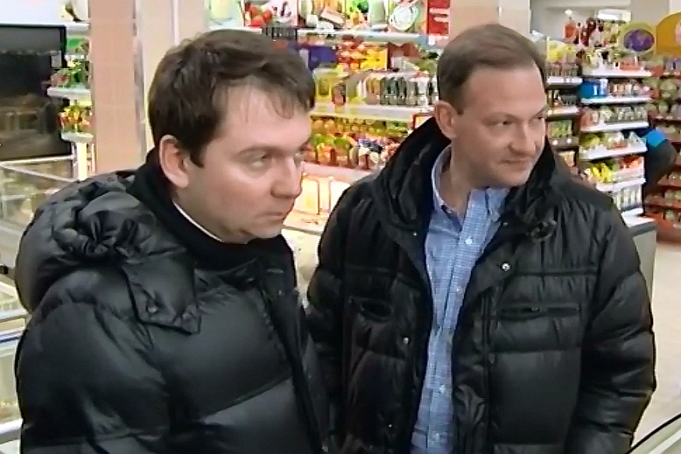 Отдельное внимание в магазине уделили ценам на рыбу. Фото: скриншот видео.
