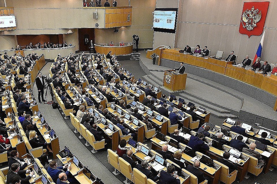 В Госдуме прокомментировали слова Порошенко об угрозе «откатиться под имперскую Россию»