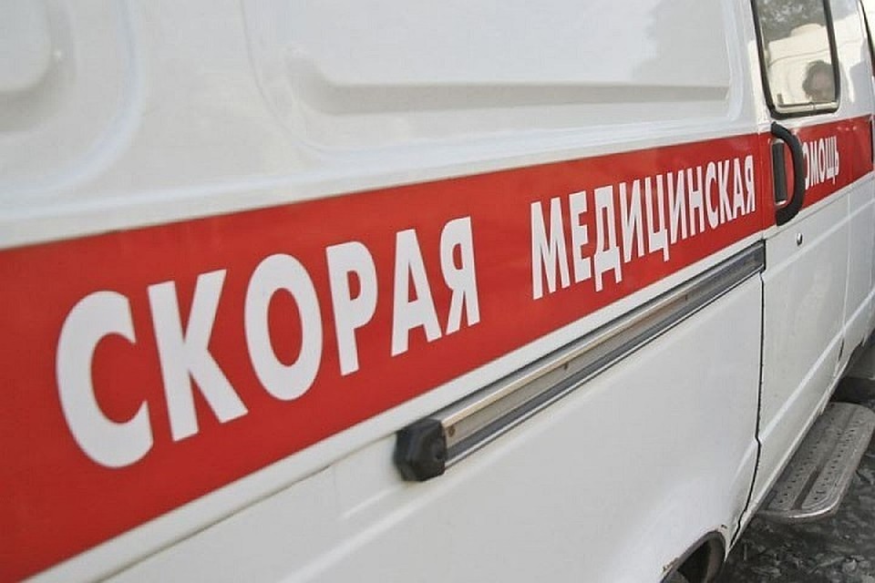 Пострадавшую увезли в больницу.