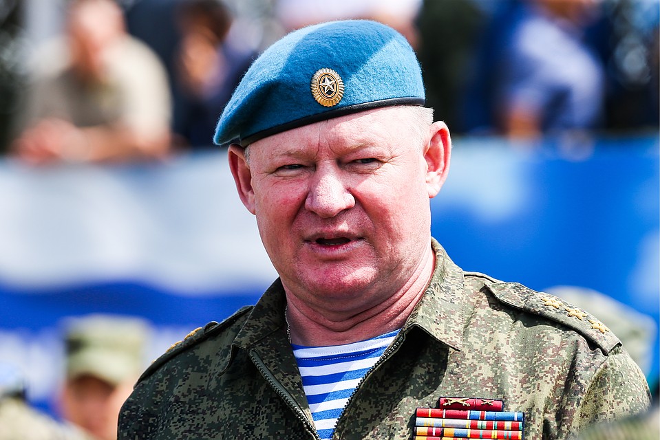 Командующий Воздушно-десантными войсками РФ, генерал-полковник Андрей Сердюков. Фото Александр Рюмин/ТАСС
