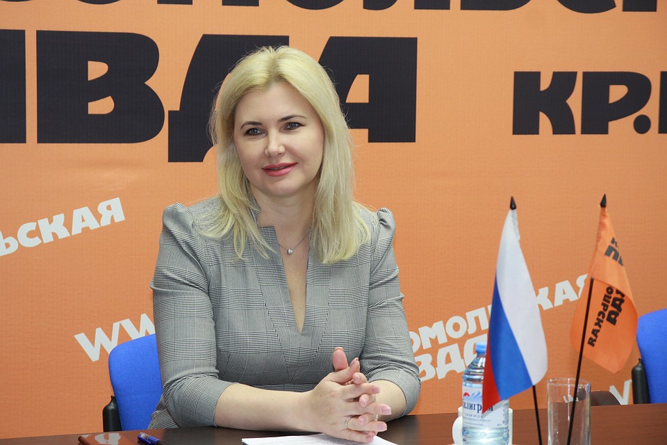 Анна Дмитриева рассказала о том, как пройдет Год театра в Ростовской области.