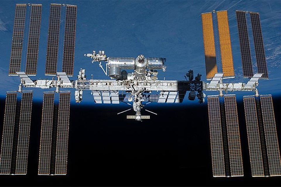 Обломки сбитого индийского спутника угрожают МКС. Фото: NASA