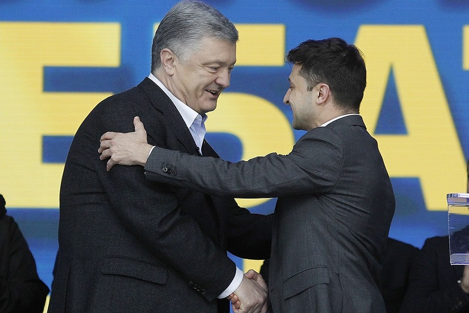 Кандидаты в президенты Украины Петр Порошенко и Владимир Зеленский на дебатах