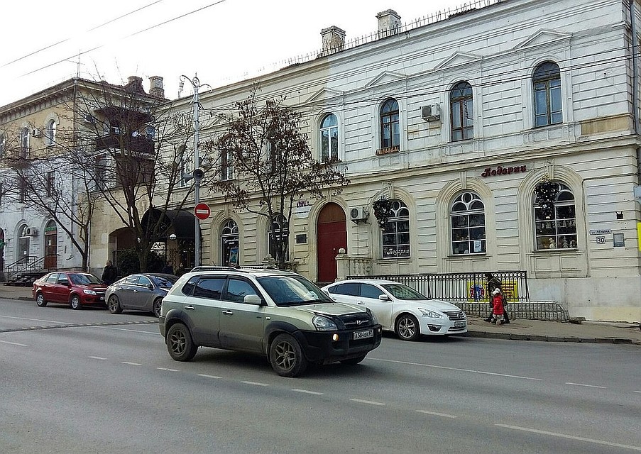 Движение ограничат в районе Привокзальной площади.