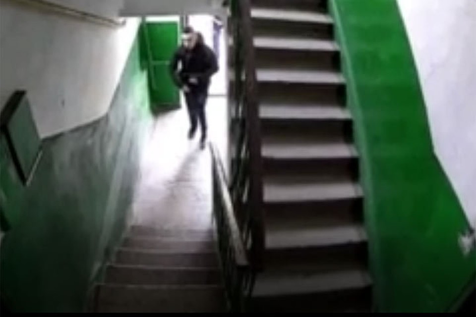 Жильцы установили в подъезде камеры наблюдения