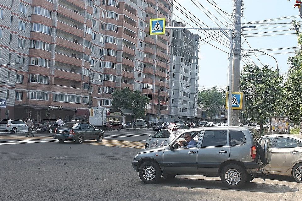 Перекресток стал одним из самых аварийных после открытия жилого комплекса по соседству.