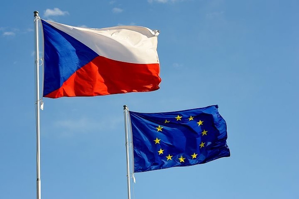 Франция намекнула, что нужно пересмотреть список стран, входящие в Шенгенскую зону