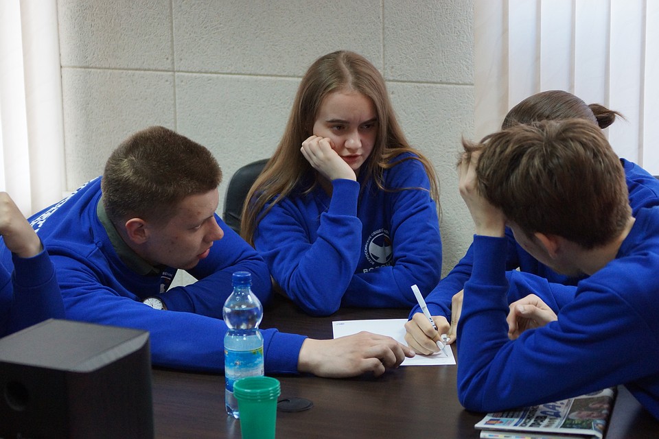 «Волонтеры Победы». Фото: Олег ЛЕШТАЕВ
