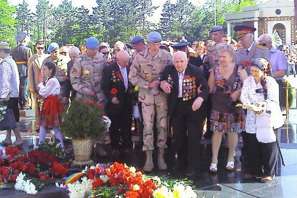 695 ветеранов Второй мировой войны, 151 из которых являются инвалидами, получают пенсии и ежемесячные государственные пособия