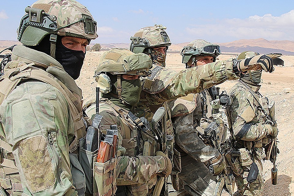 Боевики в Сирии выпустили 12 реактивных снарядов в сторону авиабазы Хмеймим