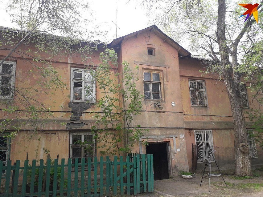 Барак на Елшанской, 22
