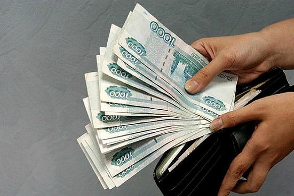 Уборщица украла крупную денежную сумму у своего работодателя