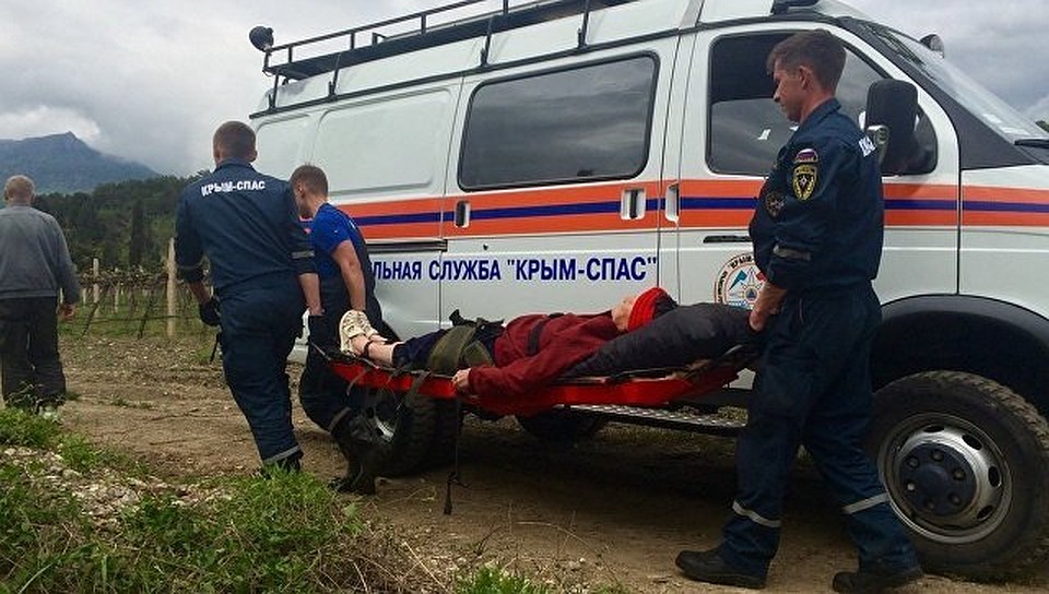 В дальнейшем, женщина была передана сотрудникам скорой медицинской помощи