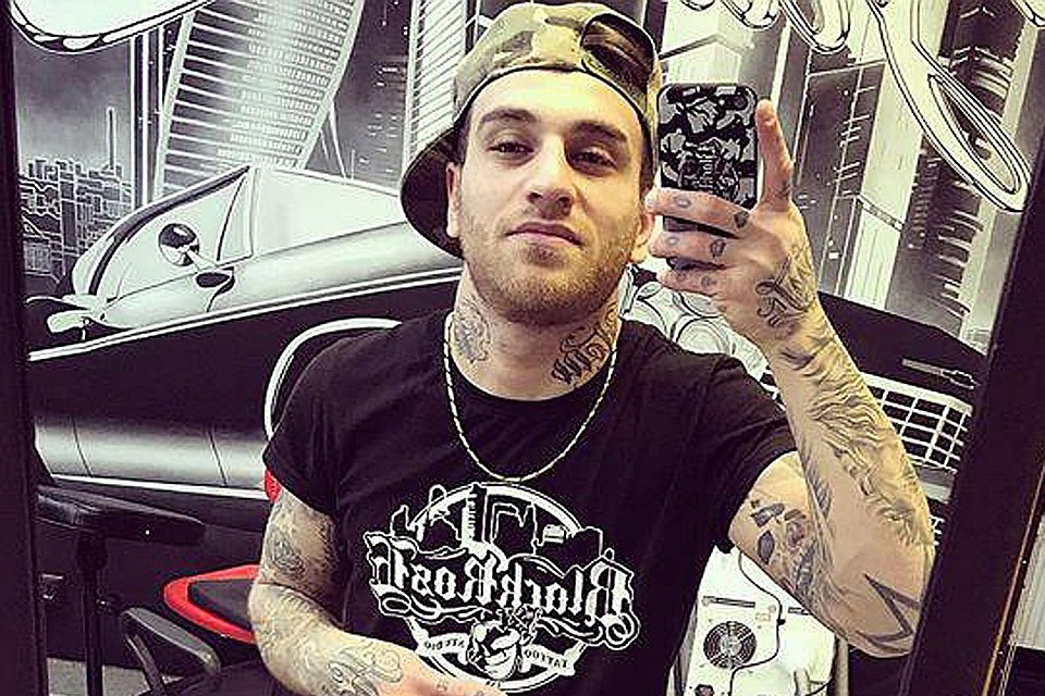 25-летний Григорий, находившийся за рулем, объяснил произошедшее тем, что не заметил собаку на дороге.