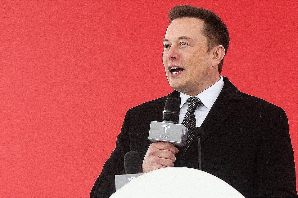 Абсолютным лидером оказался Илон Маск, гендиректор Tesla. На этой должности он за 2018 год заработал $ 2,284 млрд