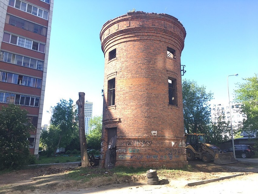 Верхушку башни уже убрали Фото: Ильдар Хабибуллин