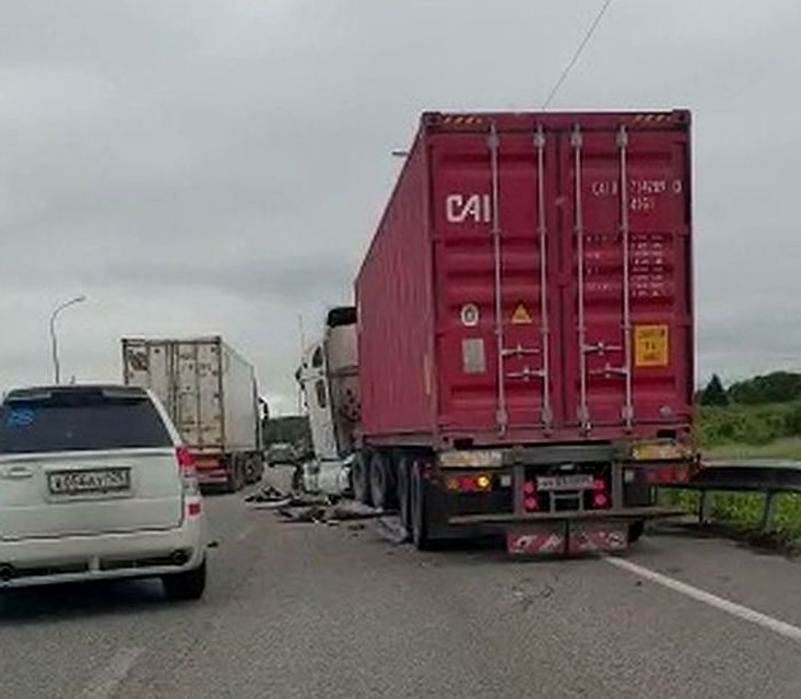 Из-за аварий движение на объездной трассе затруднено