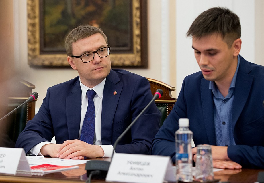 На встрече с участниками проекта «Лидеры России». Фото: gubernator74.ru