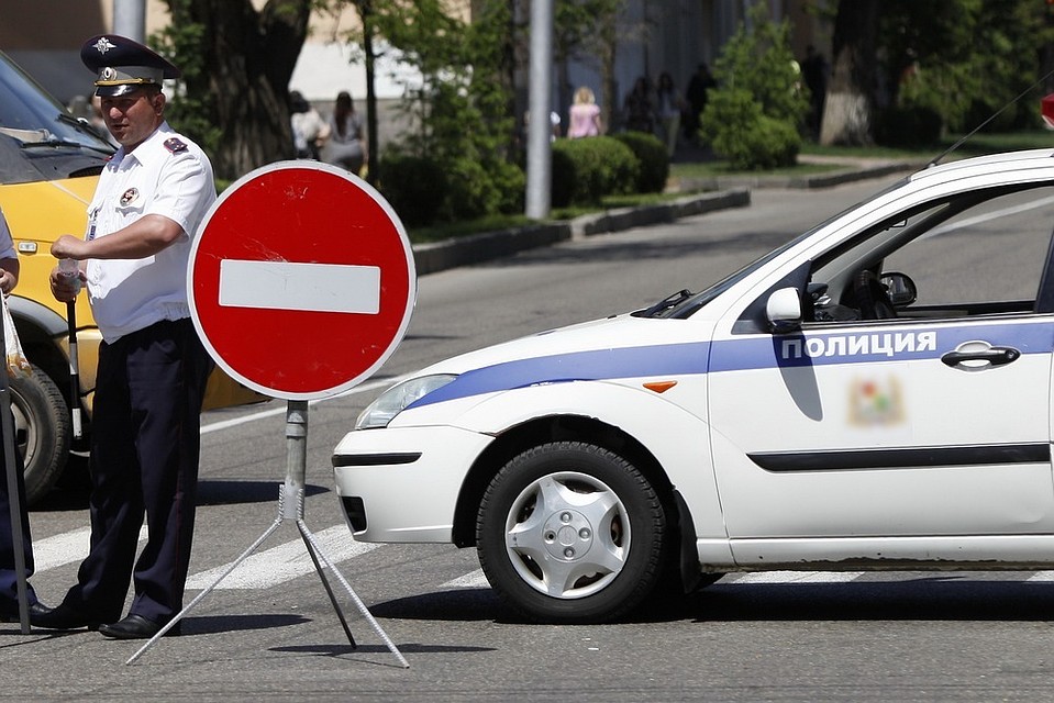 По информации властей, дорога будет перекрыта неделю.