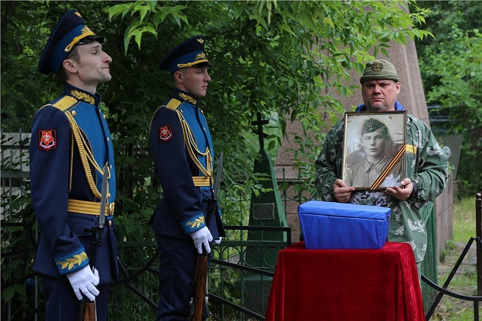 Церемония прощания с Аркадием Кольцовым Фото: пресс-служба правительства Красноярского края