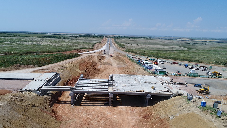 Работы планируется завершить в сентябре 2020 года. Фото: Служба автомобильных дорог Крыма