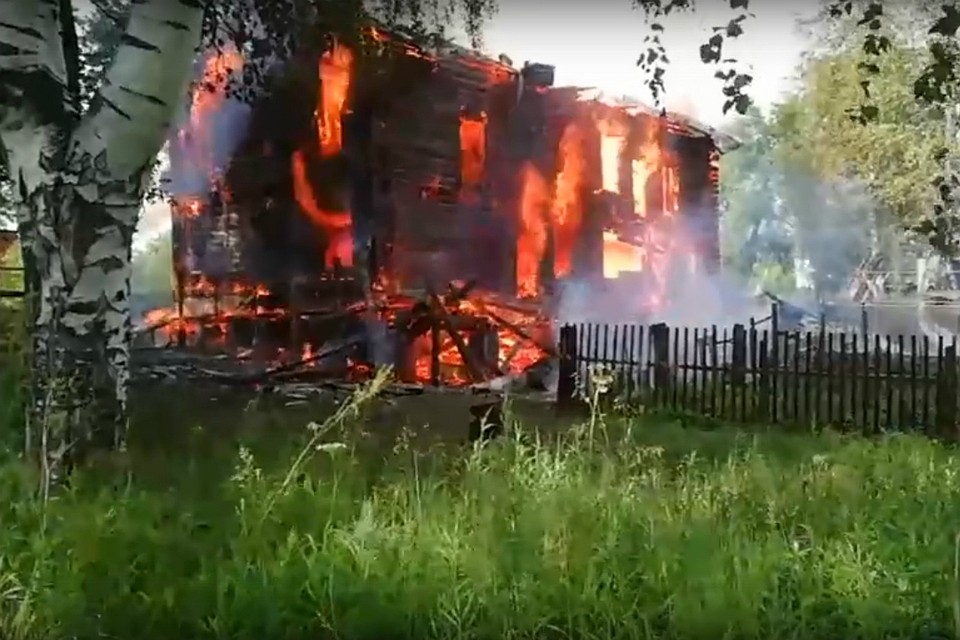 В Котельническом Затоне мужчина погиб в пожаре. Фото: скриншот vk.com/vkotle