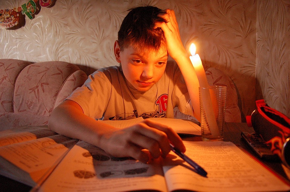 Выясняем, где и когда в Ростове-на-Дону будут отключать свет 15 июля 2019.