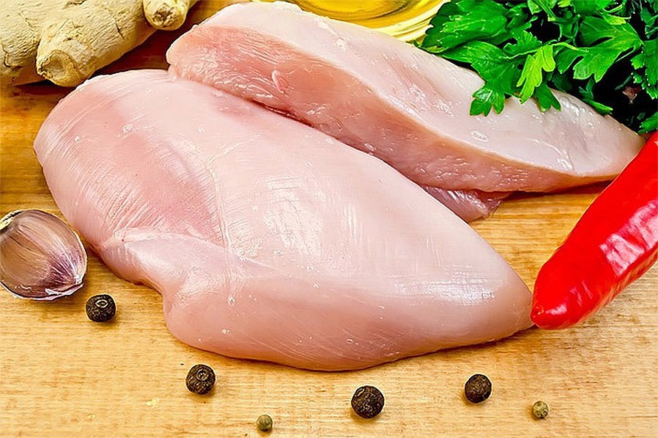 В Литву из Польши поступает зараженное сальмонеллезом куриное мясо.