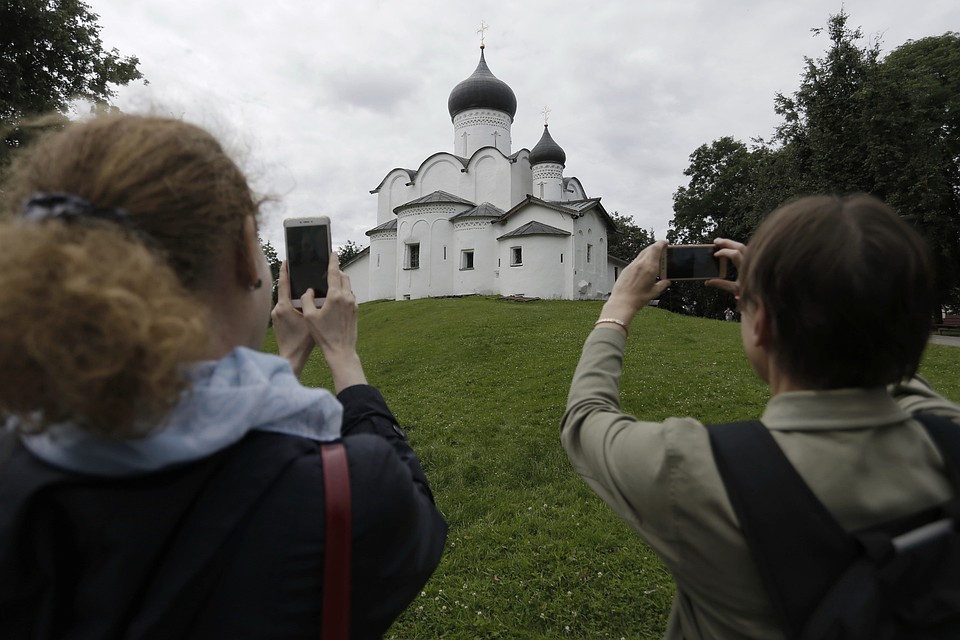 Ждём наплыва туристов. Церковь Василия на Горке