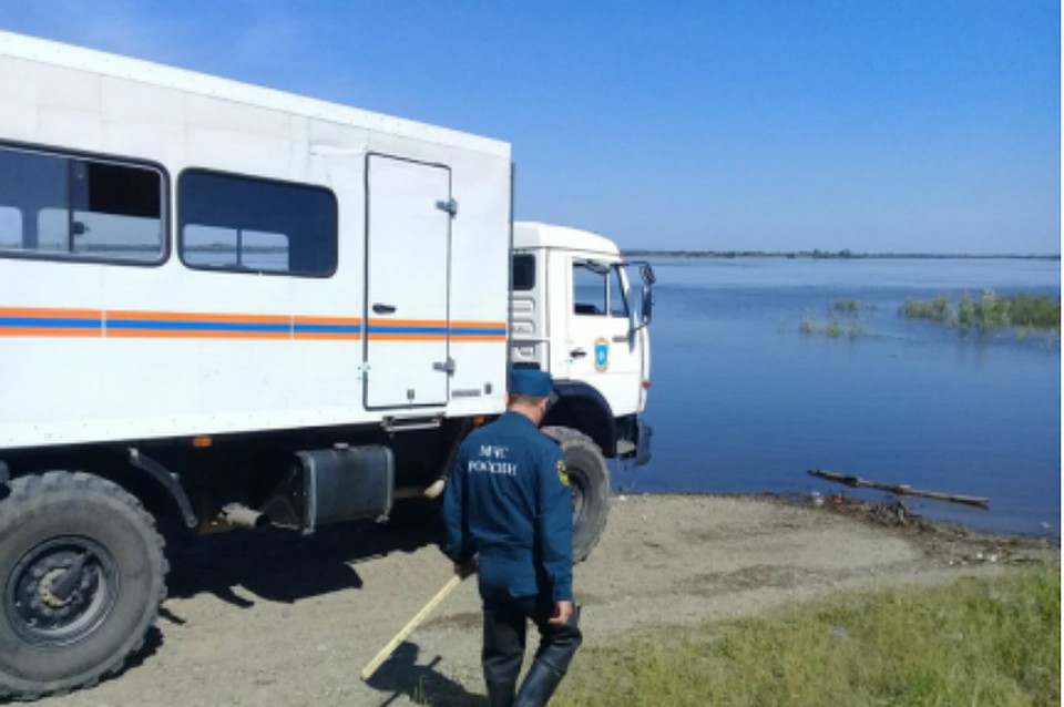 В Комсомольске продолжают искать девочку, исчезнувшую во время купания