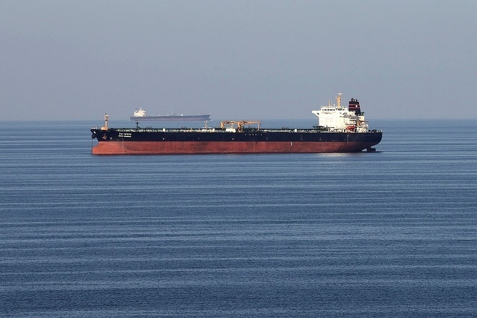 Ранее власти Гибралтара заявили, что супертанкер нарушил нефтяное эмбарго против Сирии